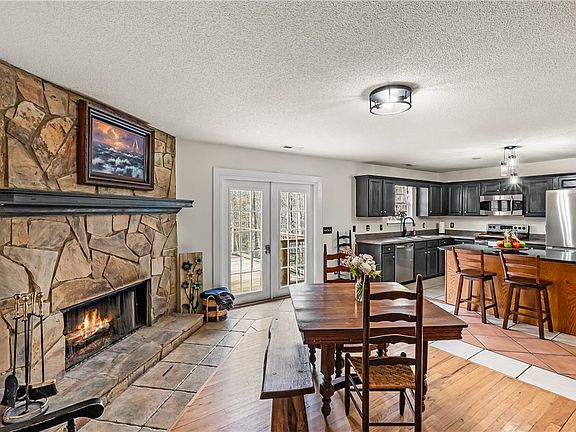 5th image of 181 Crowe Creek Church Rd