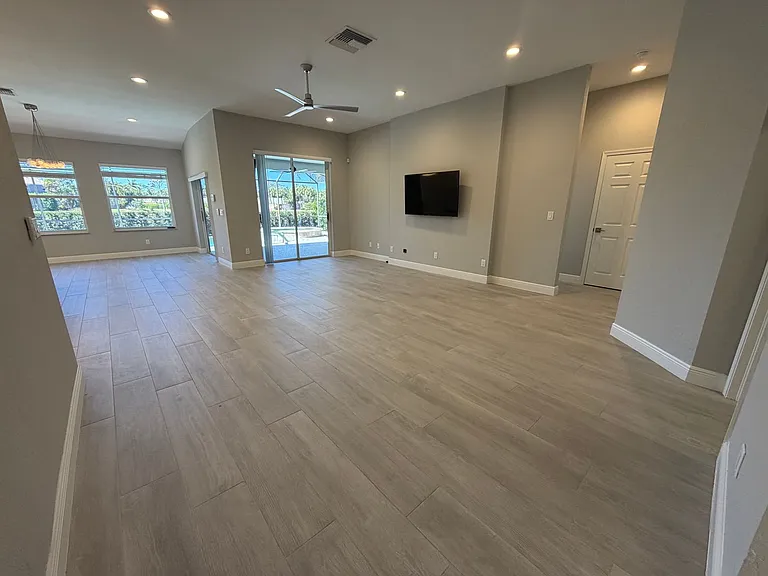 7080 Timberland Cir — Photo 3