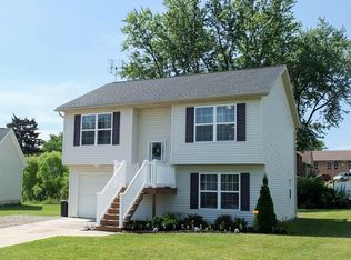 1818 Glen Hollow St NW, Canton, OH 44709