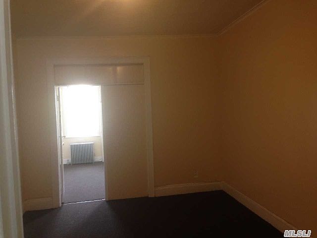 2nd image of 559 Crescent St