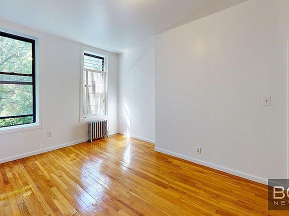4th image of 414 E 83rd St APT 3r