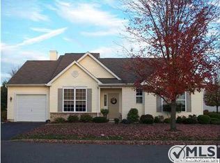 12 Country Walk Blvd, Whiting, NJ 08759