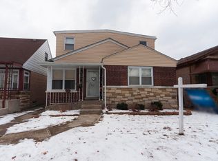 7935 S Saint Louis Ave, Chicago, IL 60652