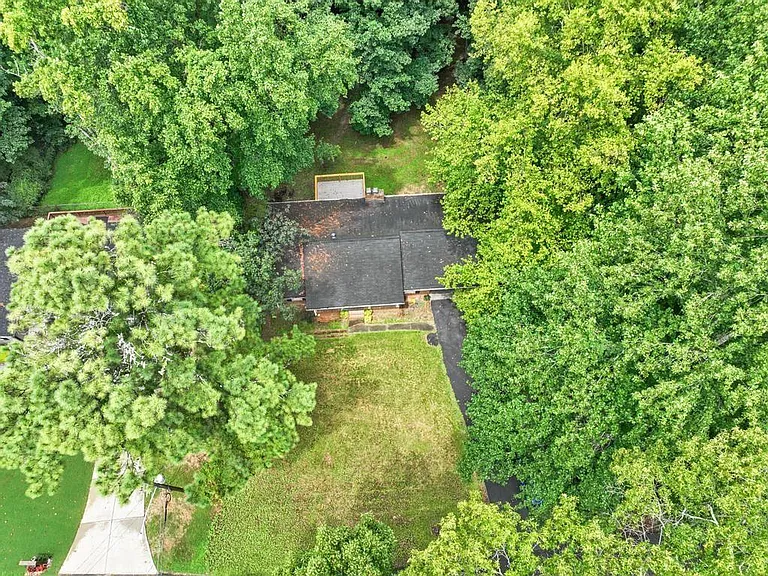 246 Barbara Ln SW — Photo 48