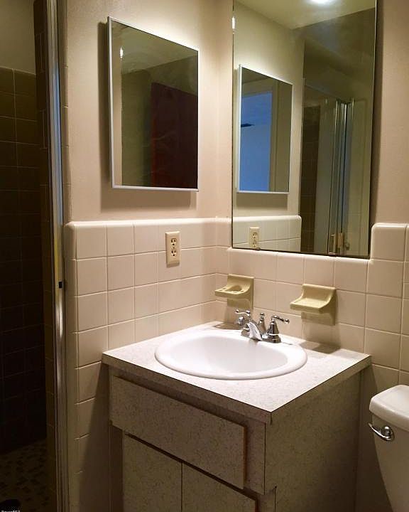 2nd image of 1508 Country Club Dr