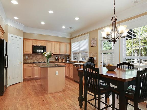 5th image of 1522 Wedmore Ct SE