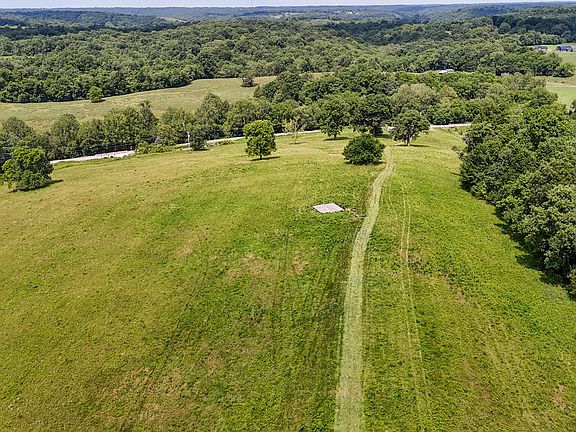 5th image of 9102 Kentontown Rd