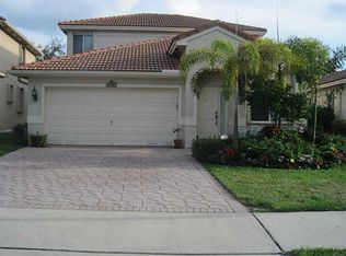 3792 Woodfield Ct, Coconut Creek, FL 33073