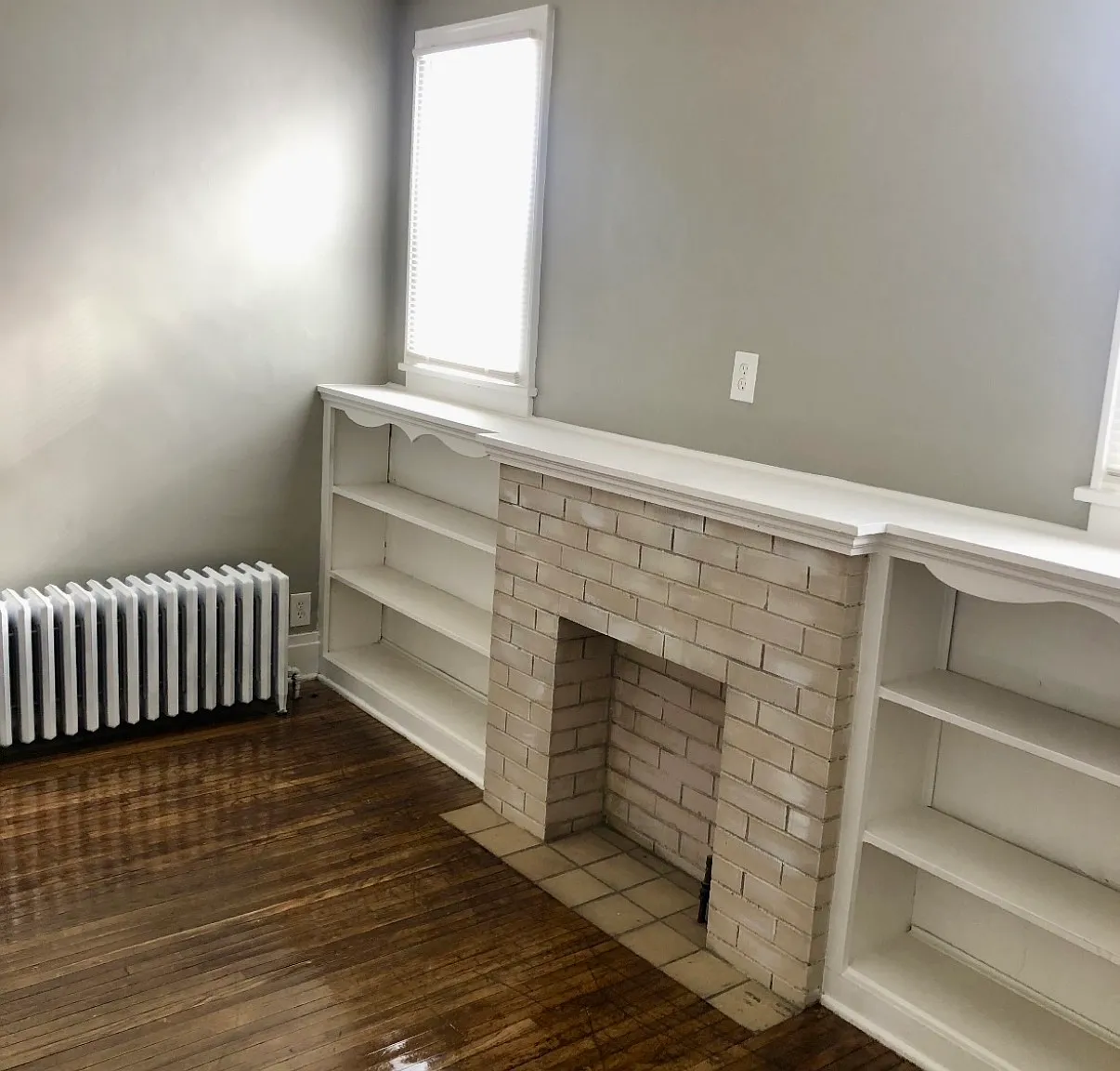 346 Parkdale Ave — Photo 3