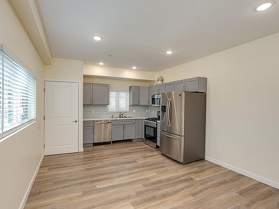 2nd image of 6031 Craner Ave #101