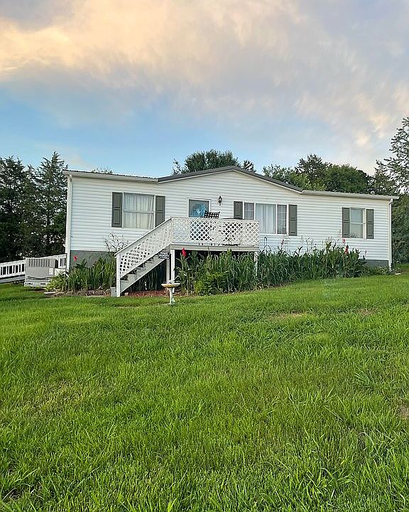 1st image of 103 Twelve Oaks Dr