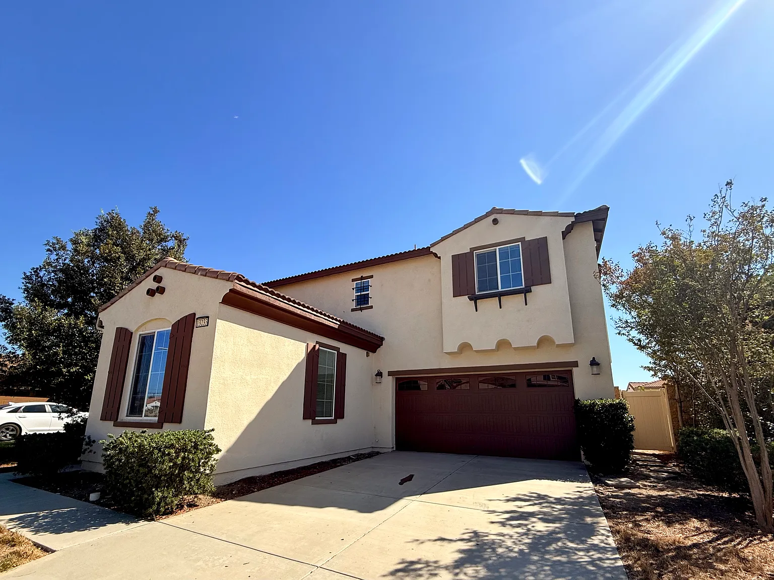 5 bed, 3.5 bath, 3446 sqft, $4,100 — Photo 2