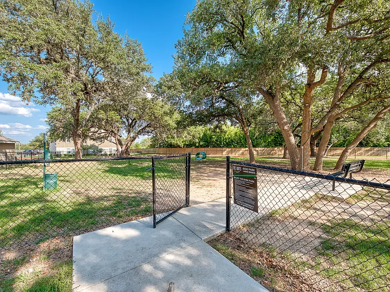 Roots at Boerne — Photo 16