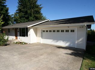 897 E Kathy St, Stayton, OR 97383