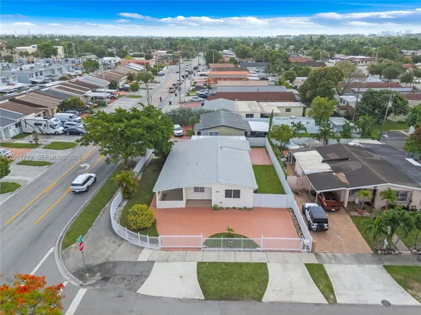 3685 W 9th Ave, Hialeah, FL 33012