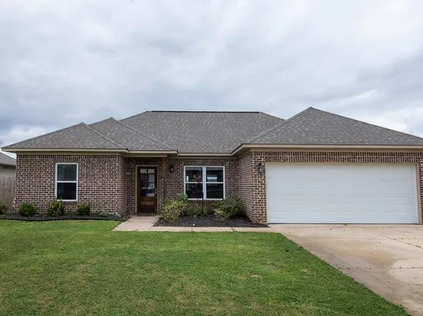 2008 Sweet Briar Dr, Oxford, MS 38655