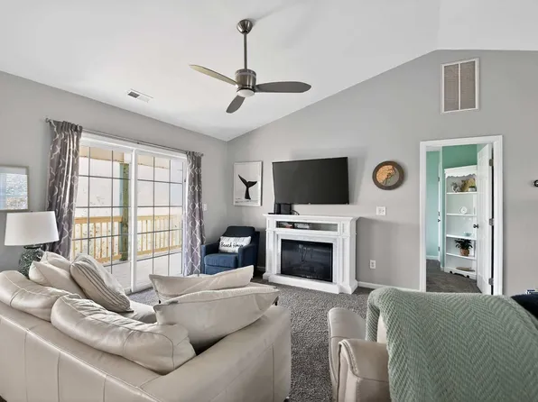 12 Oak Dr #Id1591571p, Holly Ridge, NC 28445