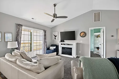 12 Oak Dr #ID1591571P Photo 1
