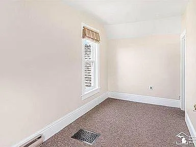4820 W Newburg Rd — Photo 15