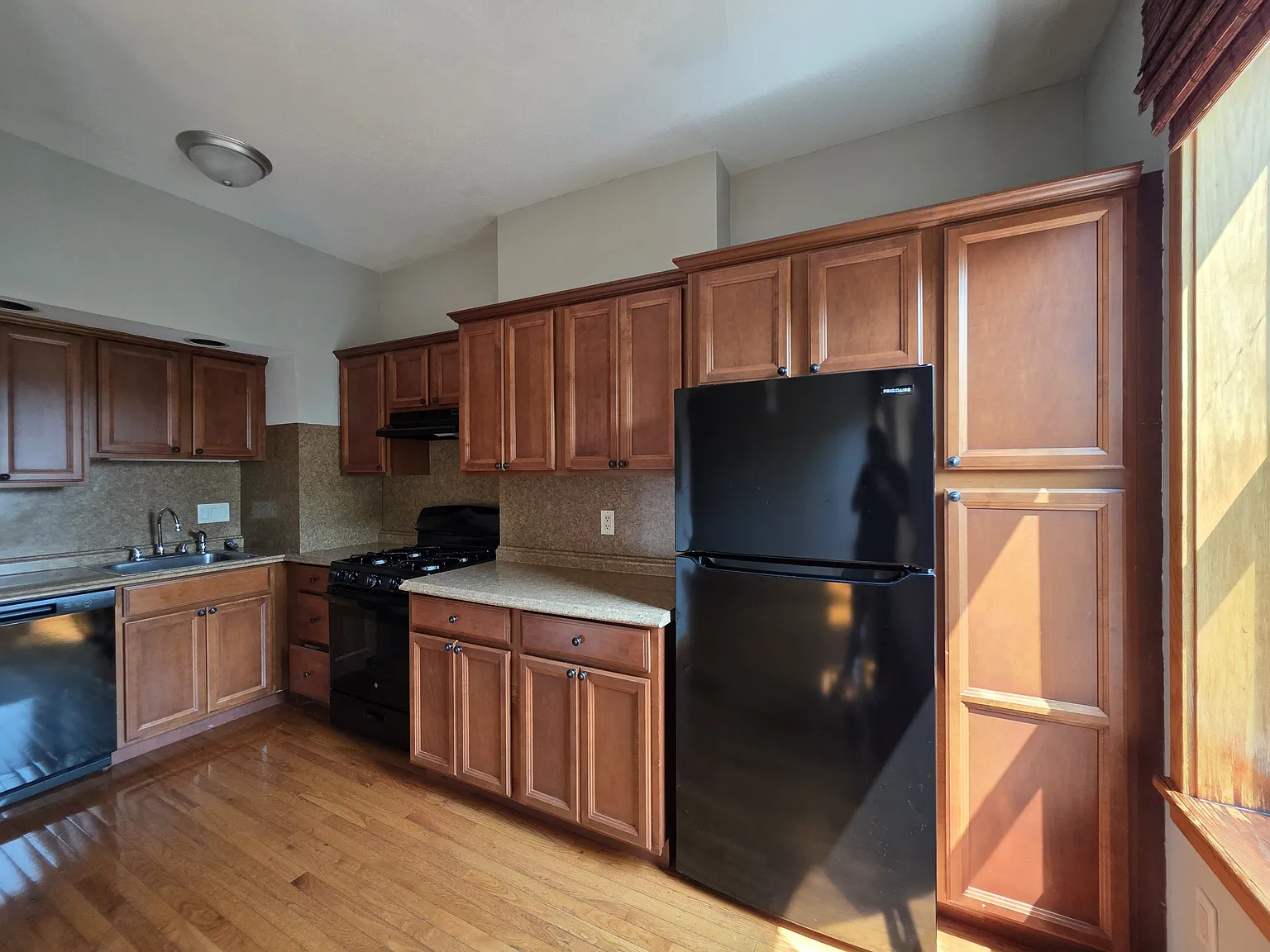 1 bed, $1,750 — Photo 3