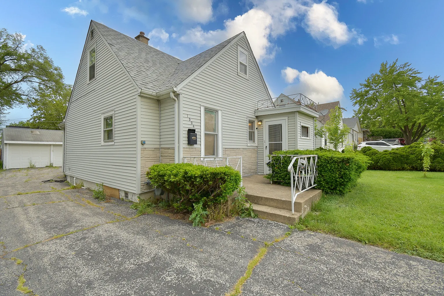 1504 N East End Ave photo 1