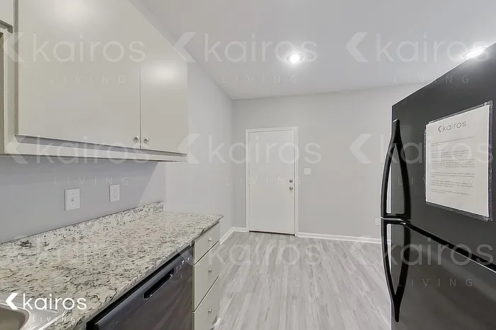 2103 Perry St #A — Photo 9