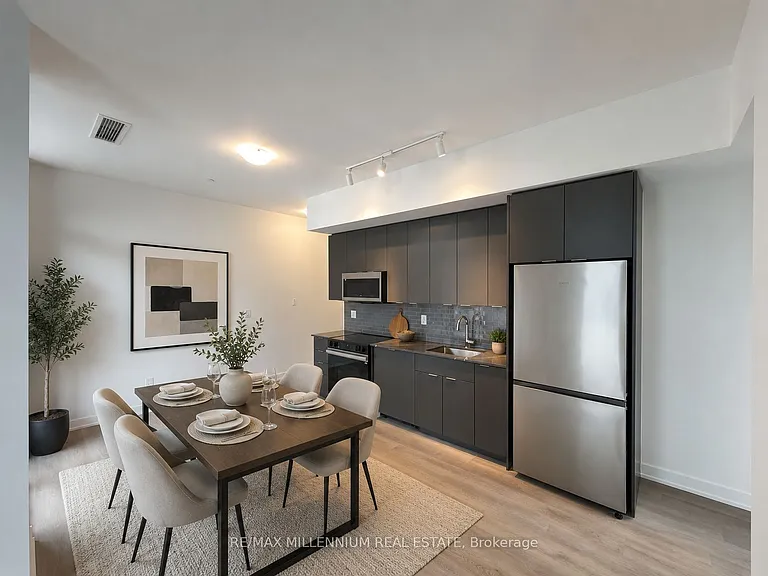2075 Lakeshore Rd S #415 — Photo 8