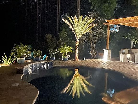 3rd image of 217 Outlook Dr