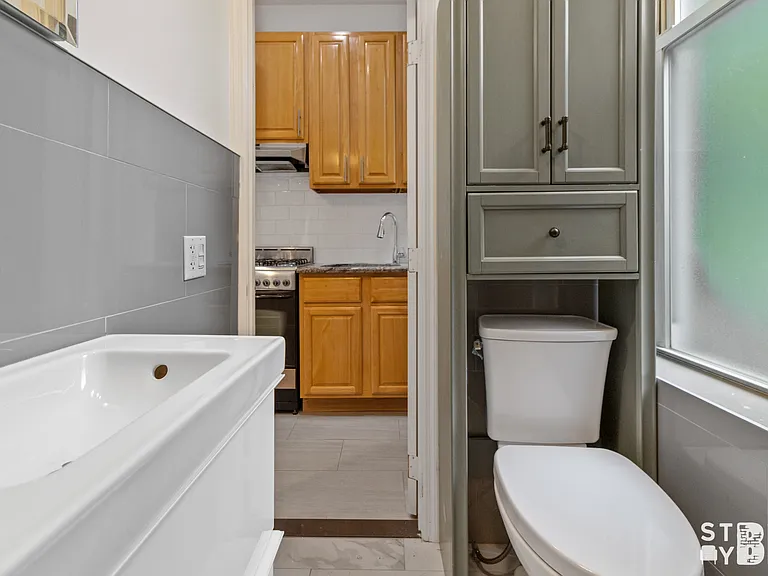 102 N 7th St #1L — Photo 8