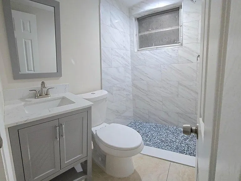 331 Walton Blvd #5 — Photo 2
