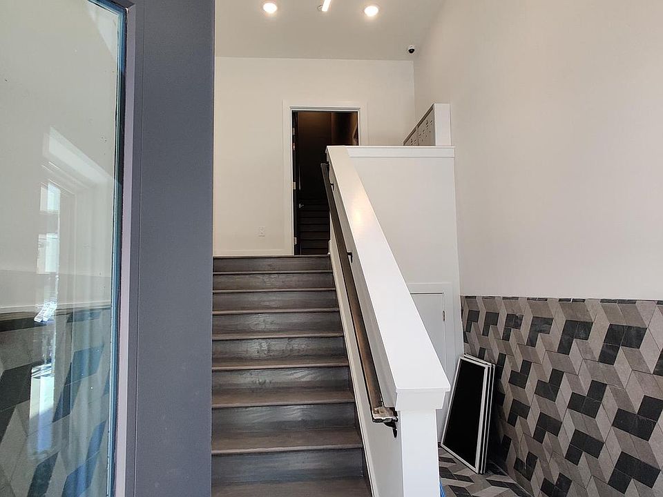 1st image of 812 N 16th St #7