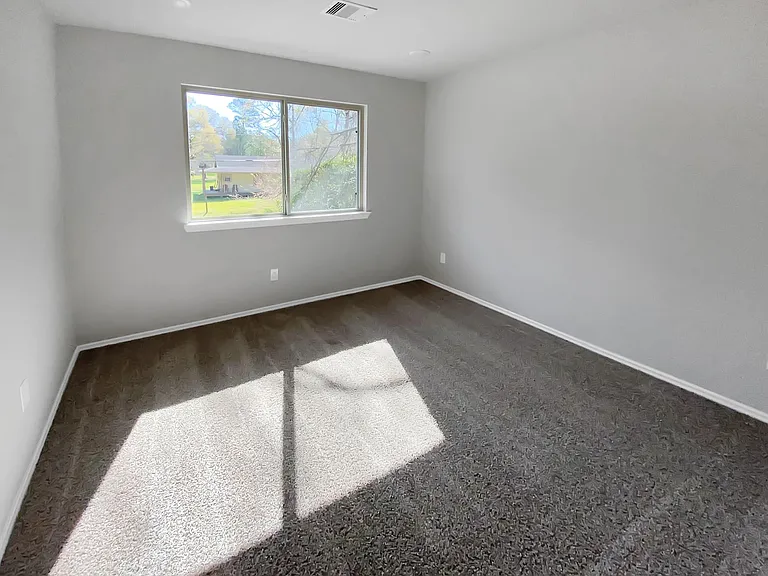 1202 Saint Lawrence River Rd — Photo 18
