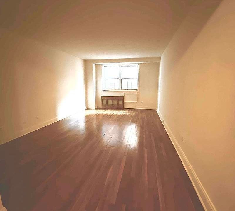 1st image of 8645 Saint James Ave APT 2T