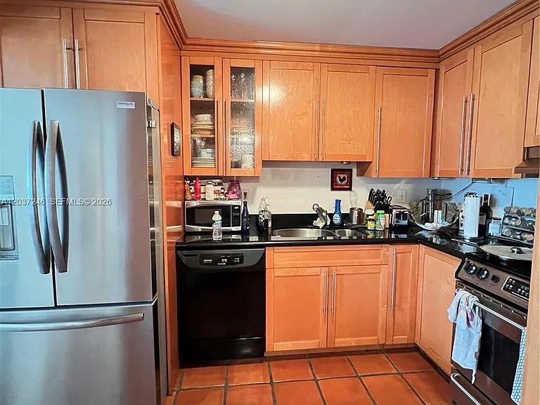 1901 Brickell Ave #B1807 — Photo 9