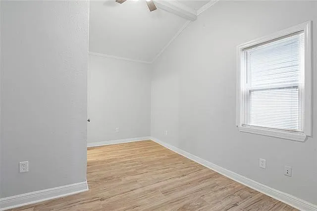 821 De Armas St — Photo 8