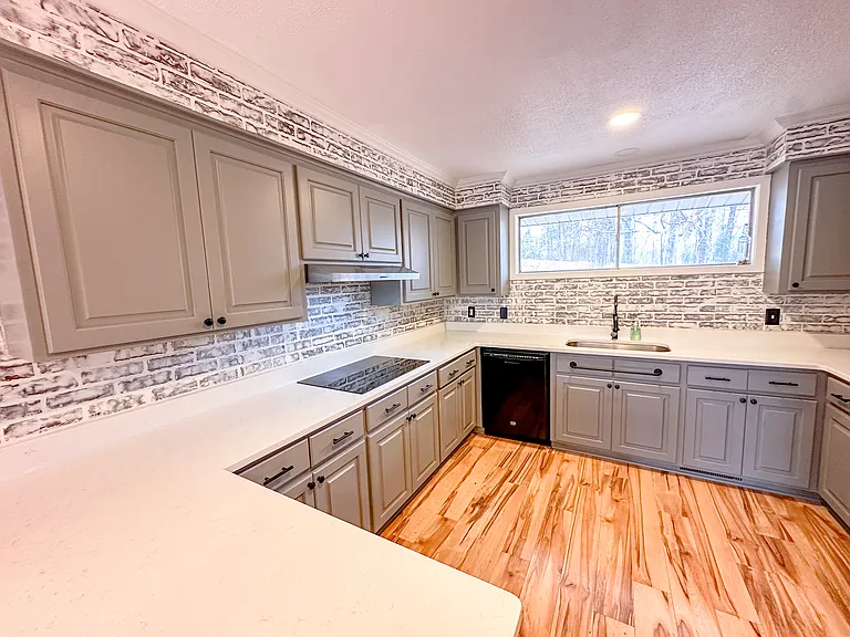 323 Forrest Glen Rd — Photo 6