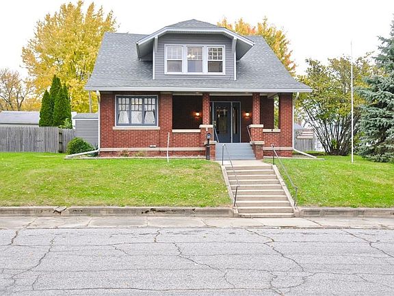 3rd image of 1120 S A St