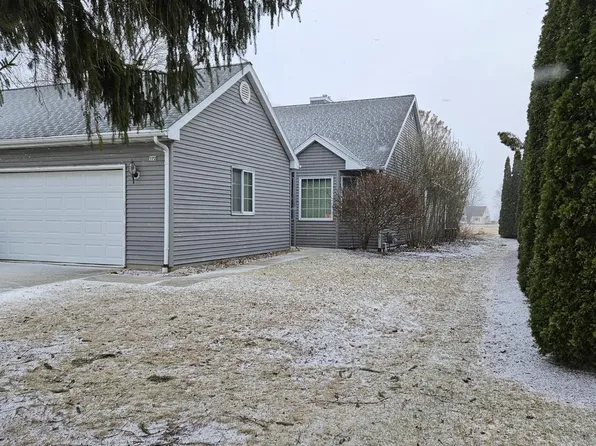 172 South Lar Ann STREET, Belgium, WI 53004