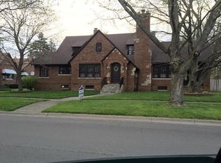 318 S 4th St, Watseka, IL 60970