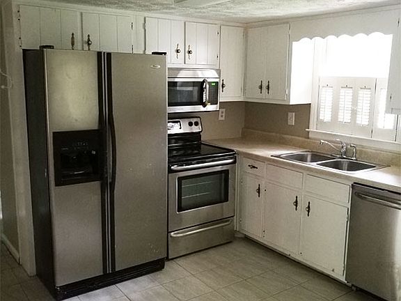 4th image of 1765 Woodhaven Ter