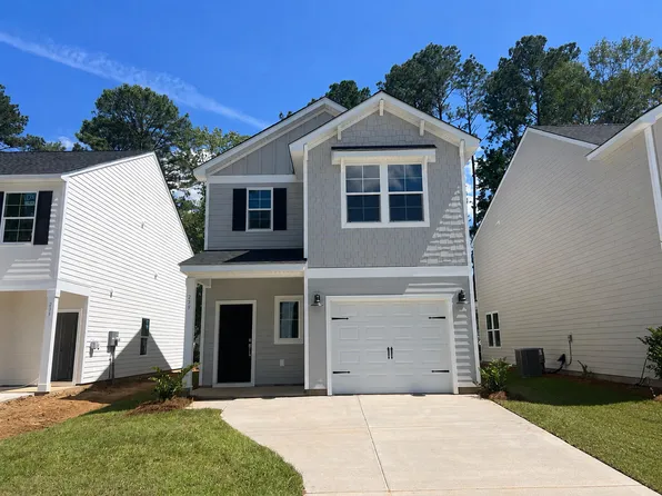 229 Central Creek Dr, Goose Creek, SC 29445