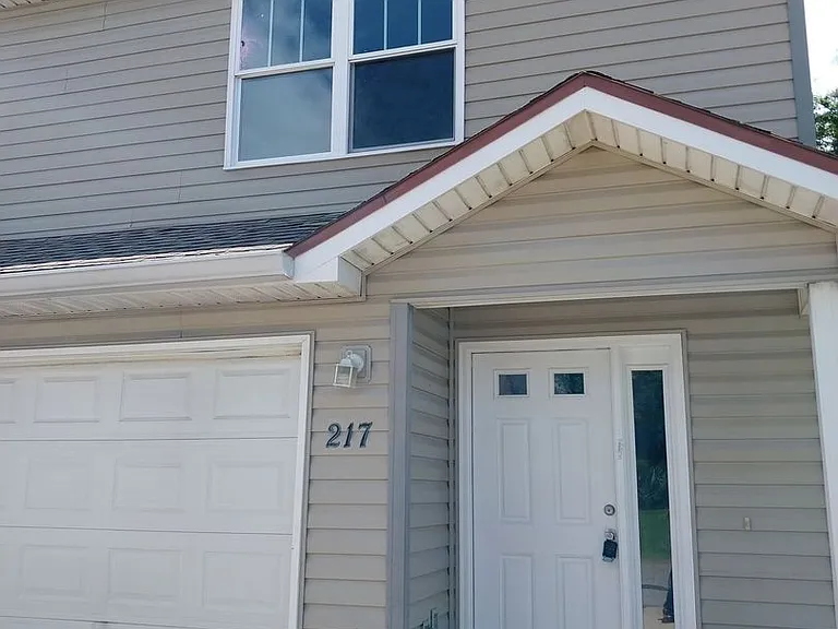 217 Callaway Chase Ln — Photo 1