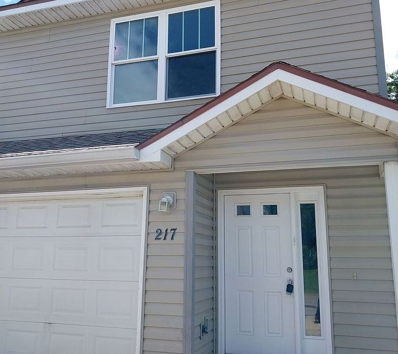 1st image of 217 Callaway Chase Ln
