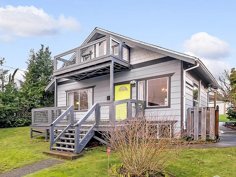 7731 38th Ave SW — Photo 23