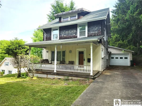 35 Shaw Ave, Jamestown, NY 14701