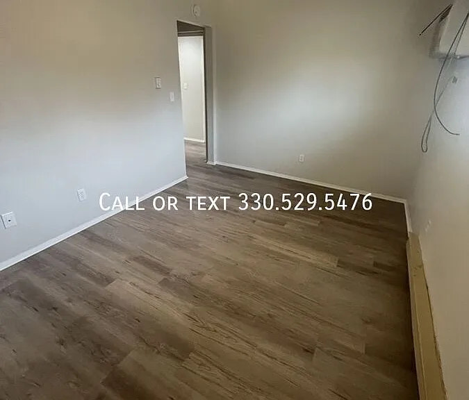 1015 Howe Ave #7 — Photo 9