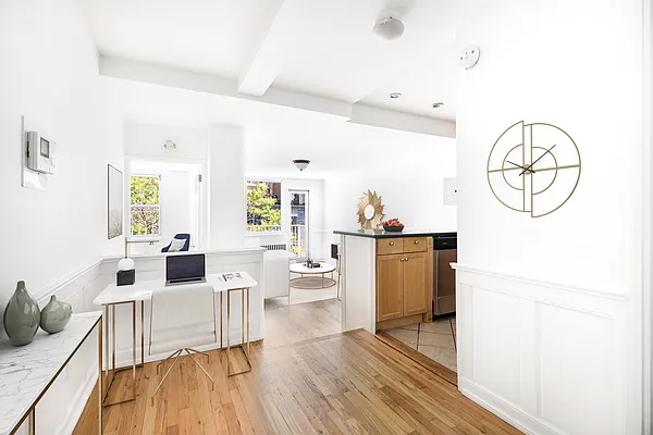 Sold by Compass | media 5