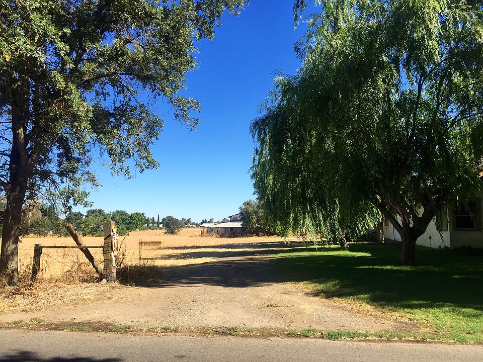 2nd image of 180 Redstone Way