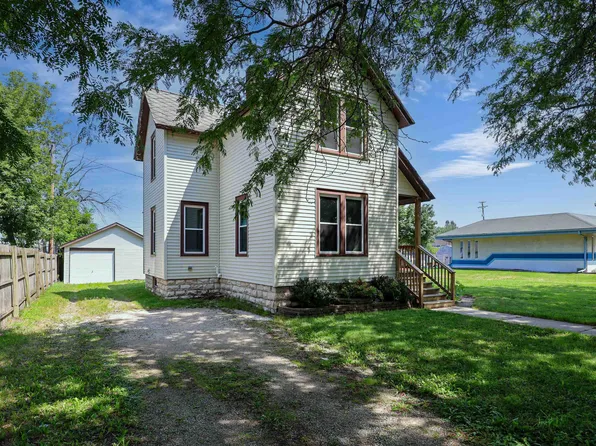 115 W Scott St, Fond Du Lac, WI 54935