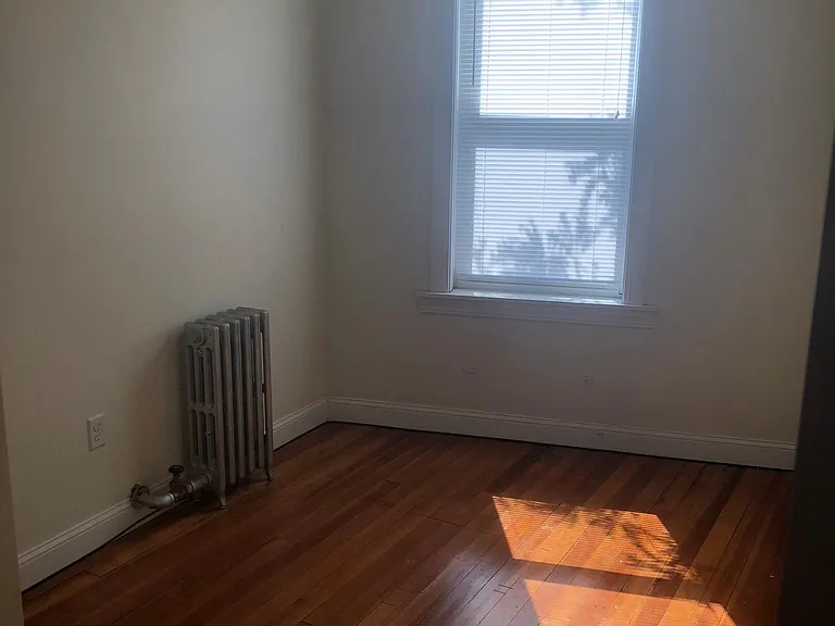 5 Child St #3 — Photo 3